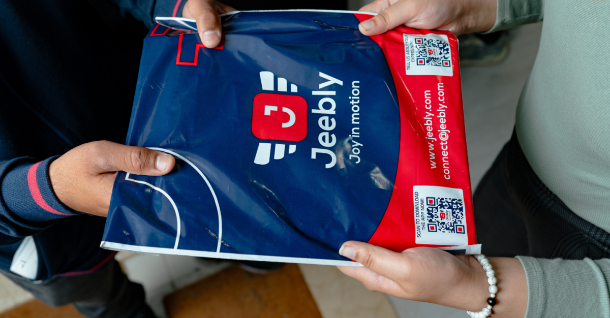 How Last-Mile Delivery Works in the UAE