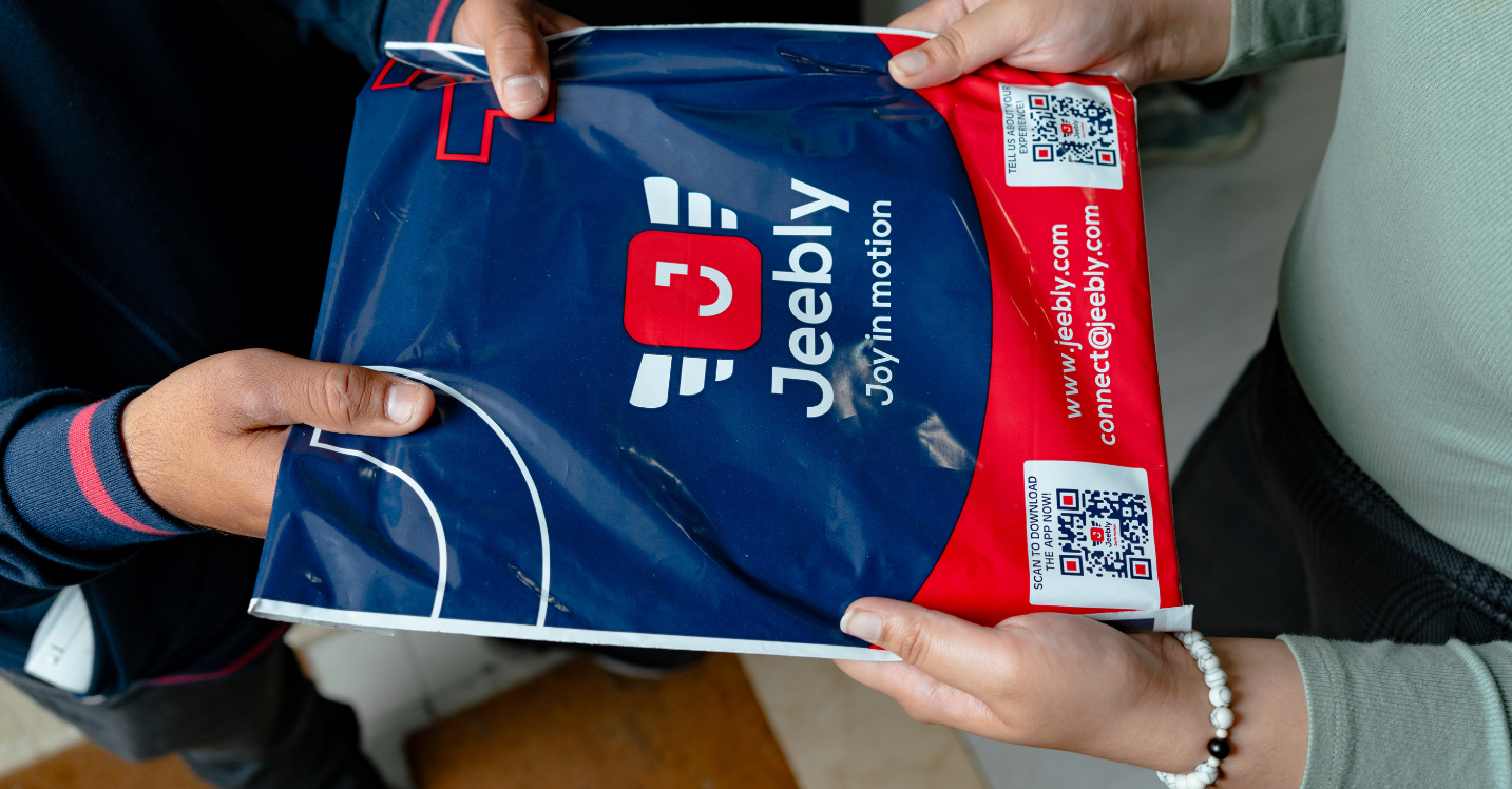How Last-Mile Delivery Works in the UAE
